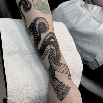 athens-tattoo-studio-boss-667-10-scaled